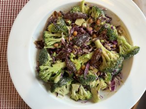 broccoli date crunch salad